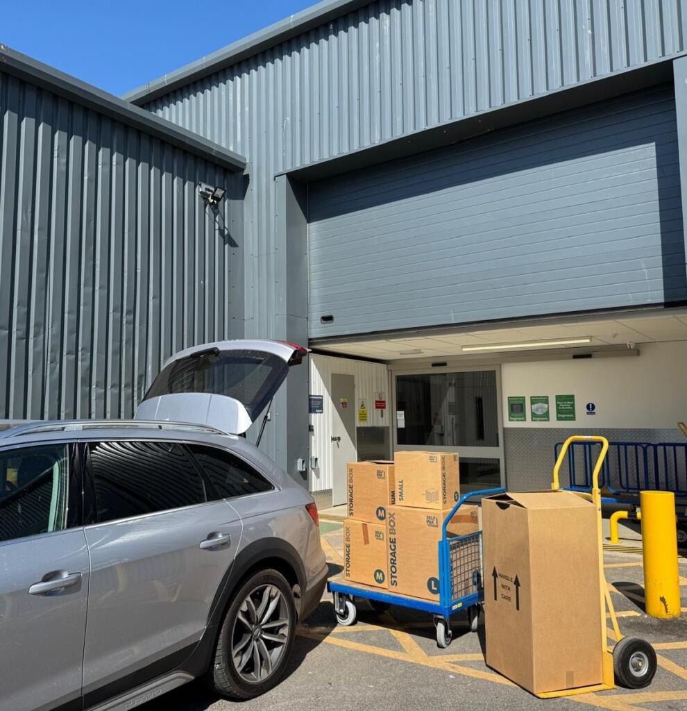 Car Unloading Outside Segment Storage